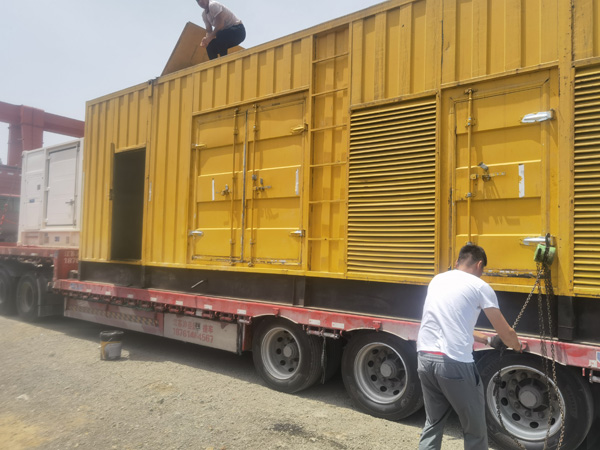 方城发电机出租100KW发电机需要什么规格的电缆线？